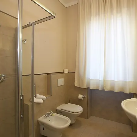 Holiday home Comfortable Holiday Home In Soiano Del Lago With Lakeview *