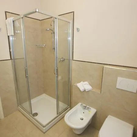 Holiday home Comfortable Holiday Home In Soiano Del Lago With Lakeview